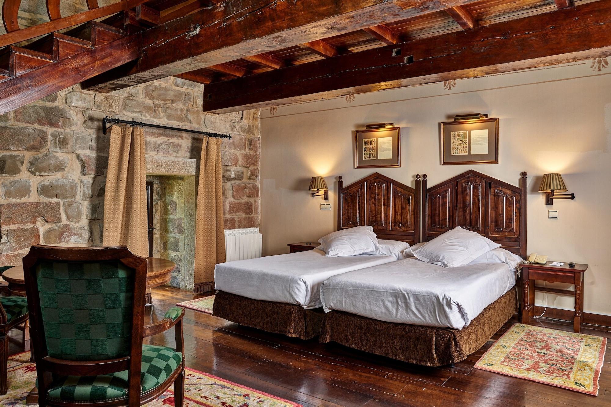 Parador De Olite Exteriér fotografie